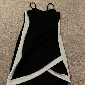 Mini dress black & white